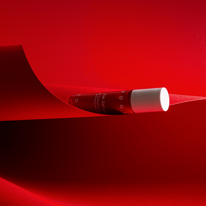 Uoga Uoga 有機蔓越莓緊緻眼部精華滾珠 Organic Cranberry Eye Serum Roll on