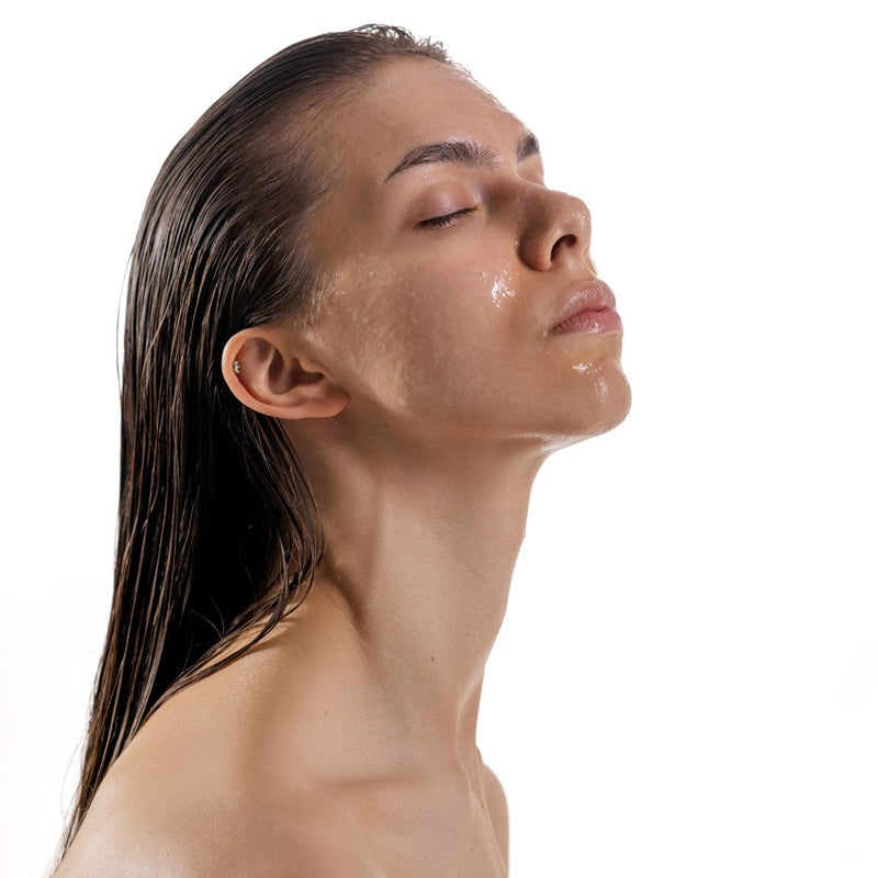 Uoga Uoga 透明質酸保濕潔面啫喱 Flow Gel cleanser with quince extract and hyaluronic acid